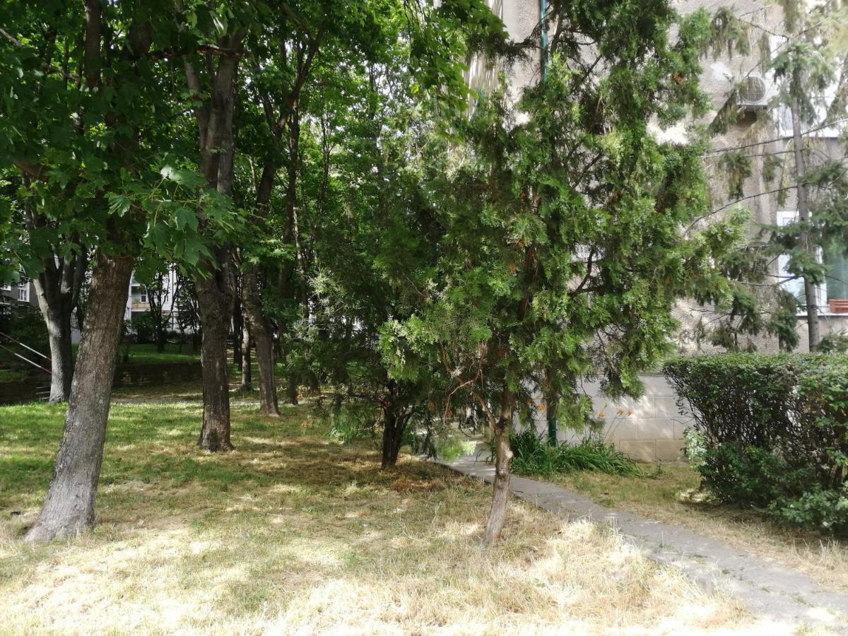 2Br Apt With Free Garage Parking, Close To The Historic Centre Bratislava Exterior photo