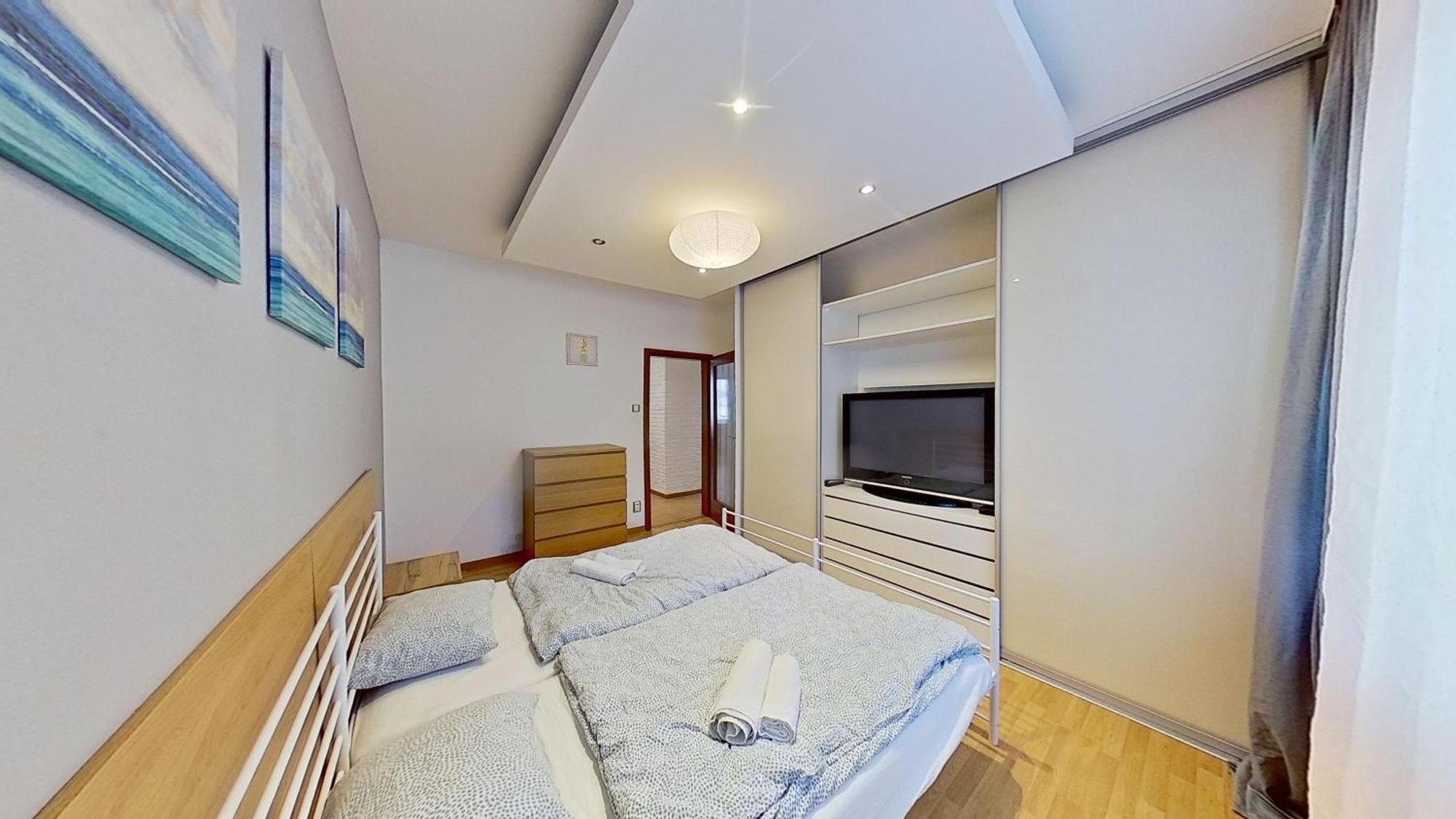 2Br Apt With Free Garage Parking, Close To The Historic Centre Bratislava Exterior photo